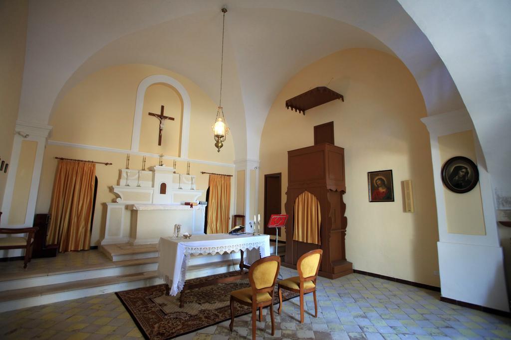 Masseria Pittore Savelletri Luaran gambar